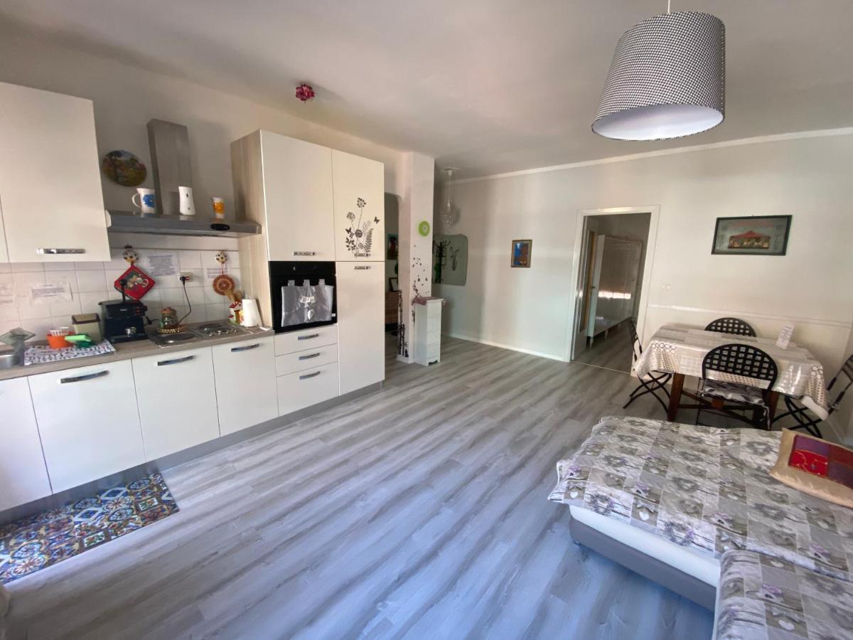 Casa lella zona Centro vicino Villa Igea Acqui Terme Esterno foto
